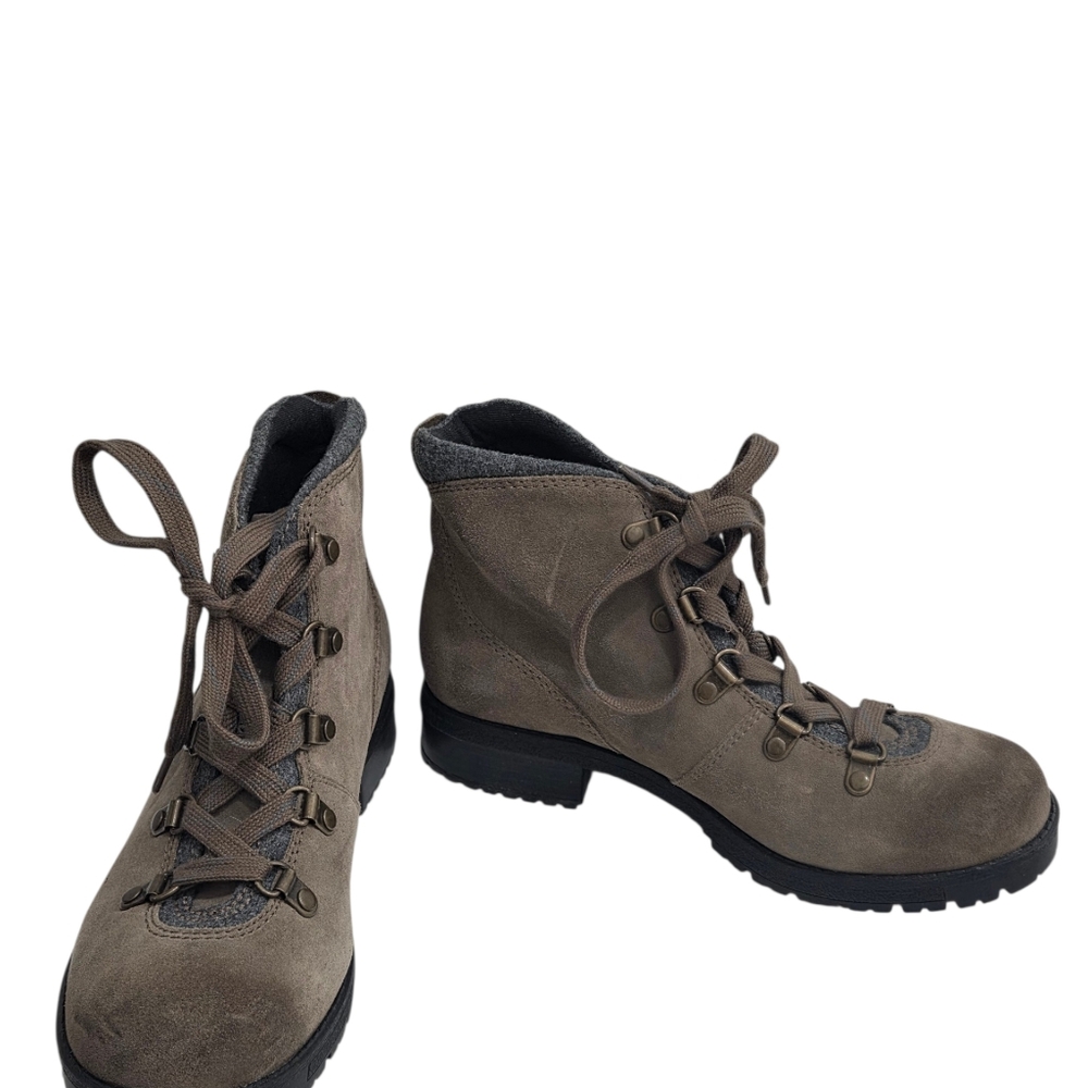 Clarks Women's Faralyn Alpha Blue Grey Suede Lace Up Hiking Boots Size 7 - Picture 2 of 14